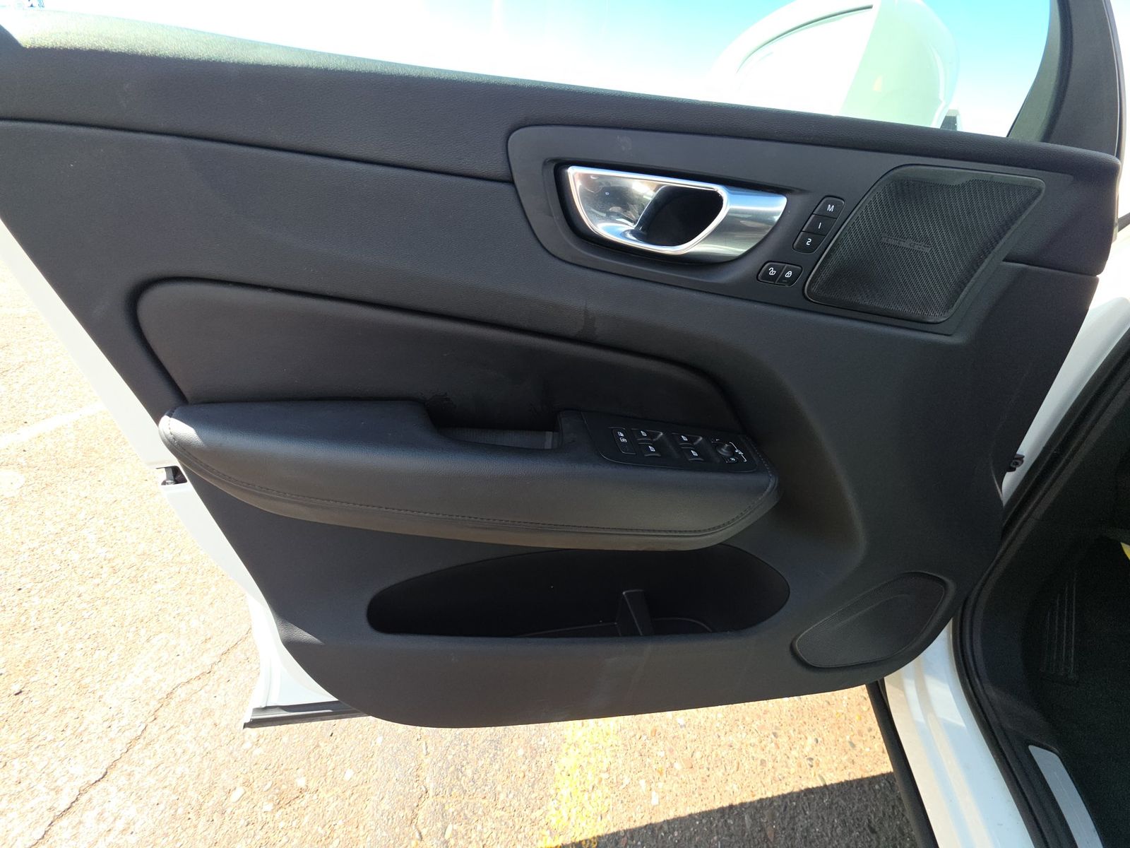 2023 Volvo XC60 Recharge T8 Plus AWD
