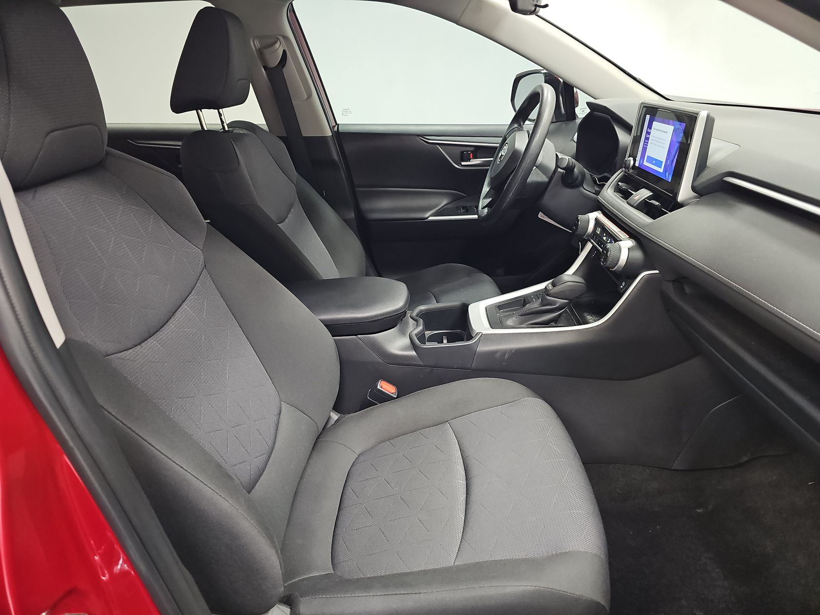 2025 Toyota RAV4 XLE FWD
