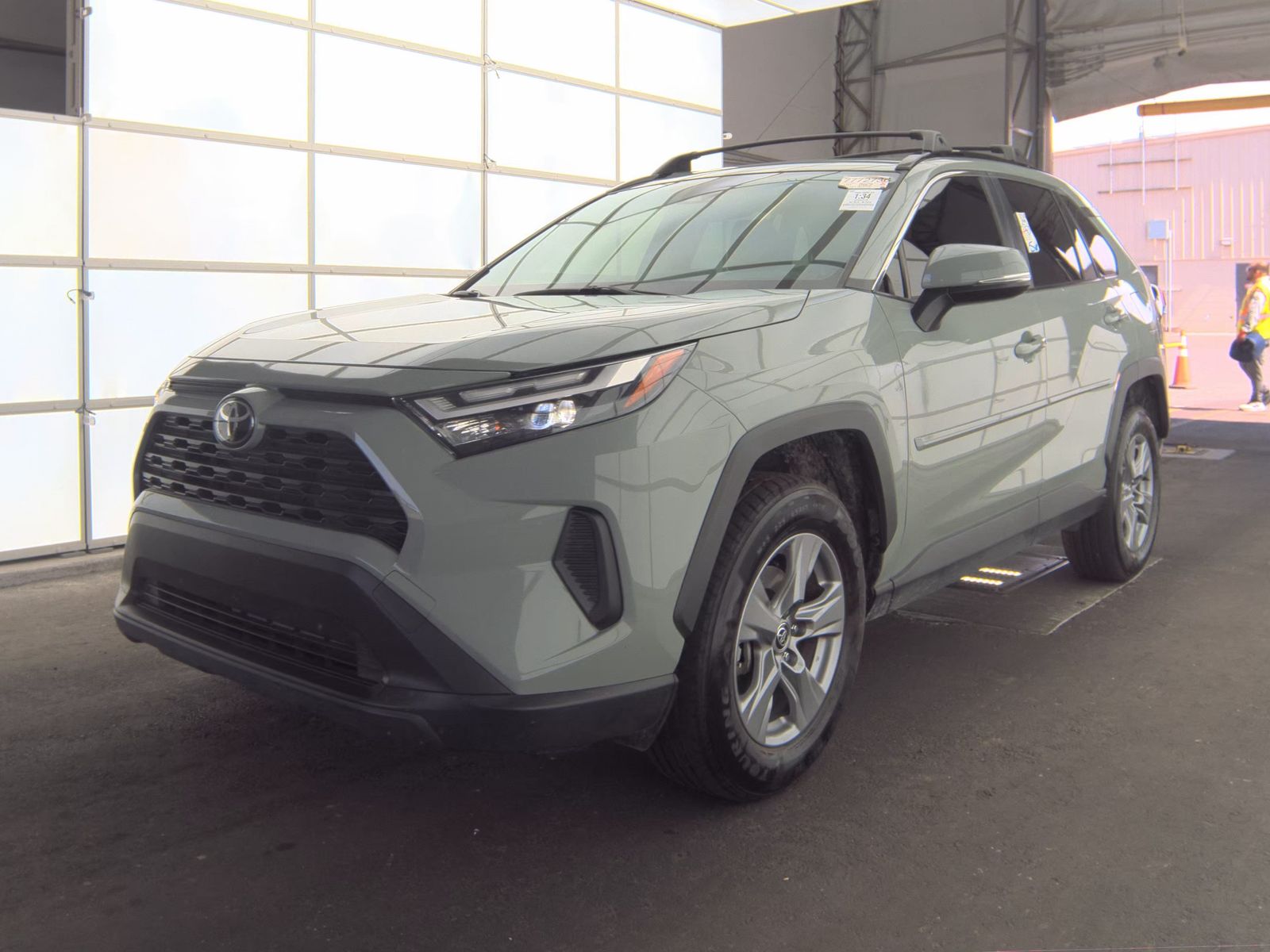 2023 Toyota RAV4 XLE FWD