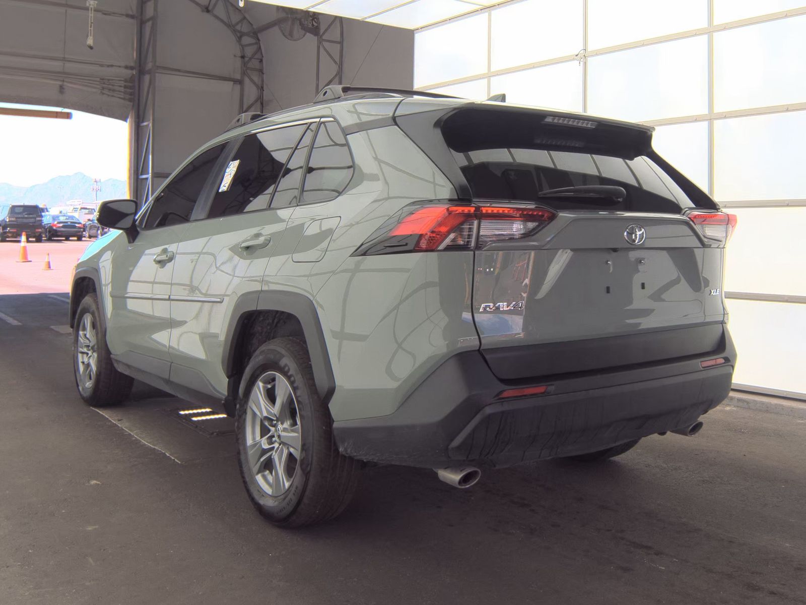 2023 Toyota RAV4 XLE FWD