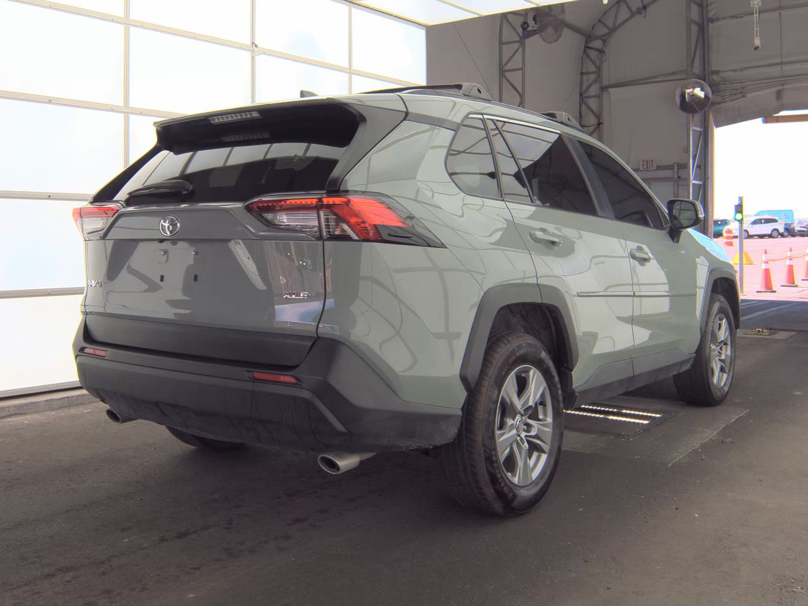 2023 Toyota RAV4 XLE FWD