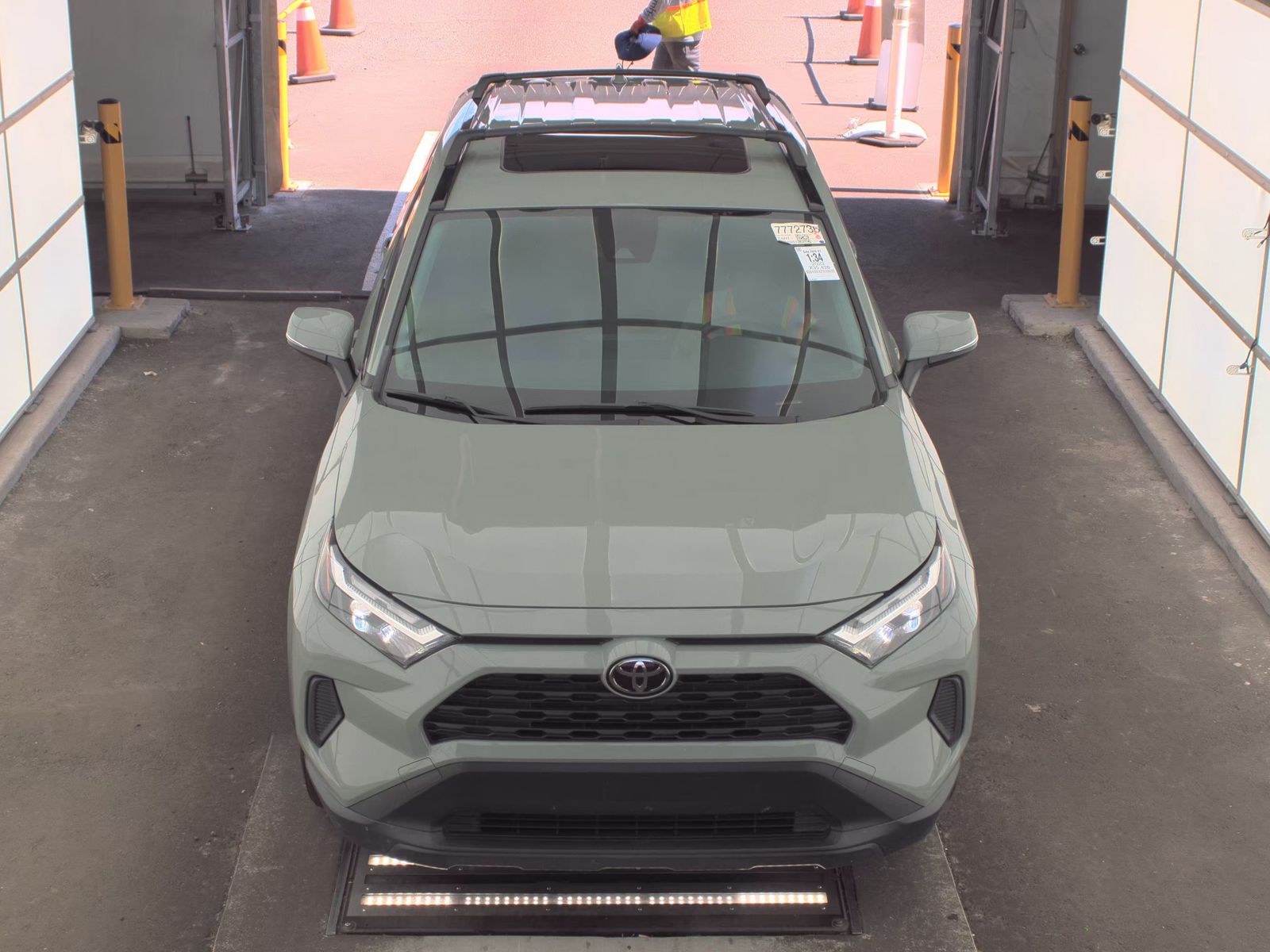 2023 Toyota RAV4 XLE FWD
