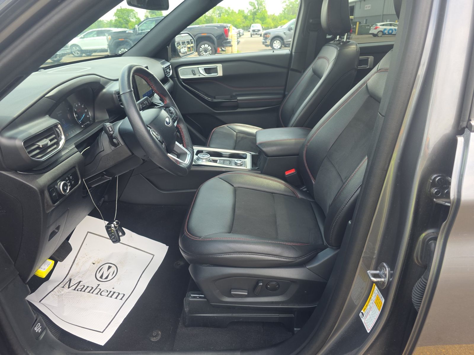 2024 Ford Explorer ST-Line AWD