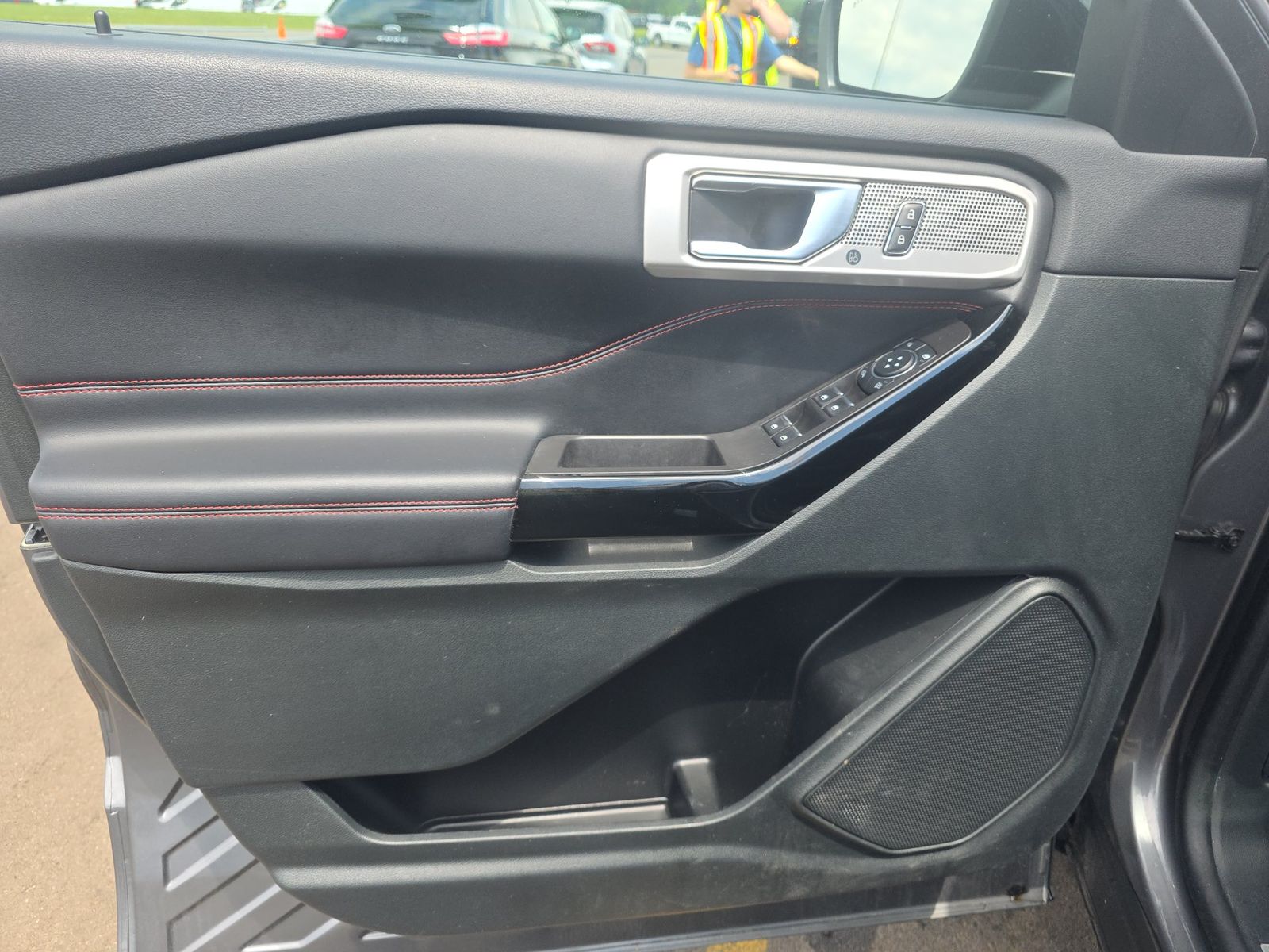 2024 Ford Explorer ST-Line AWD