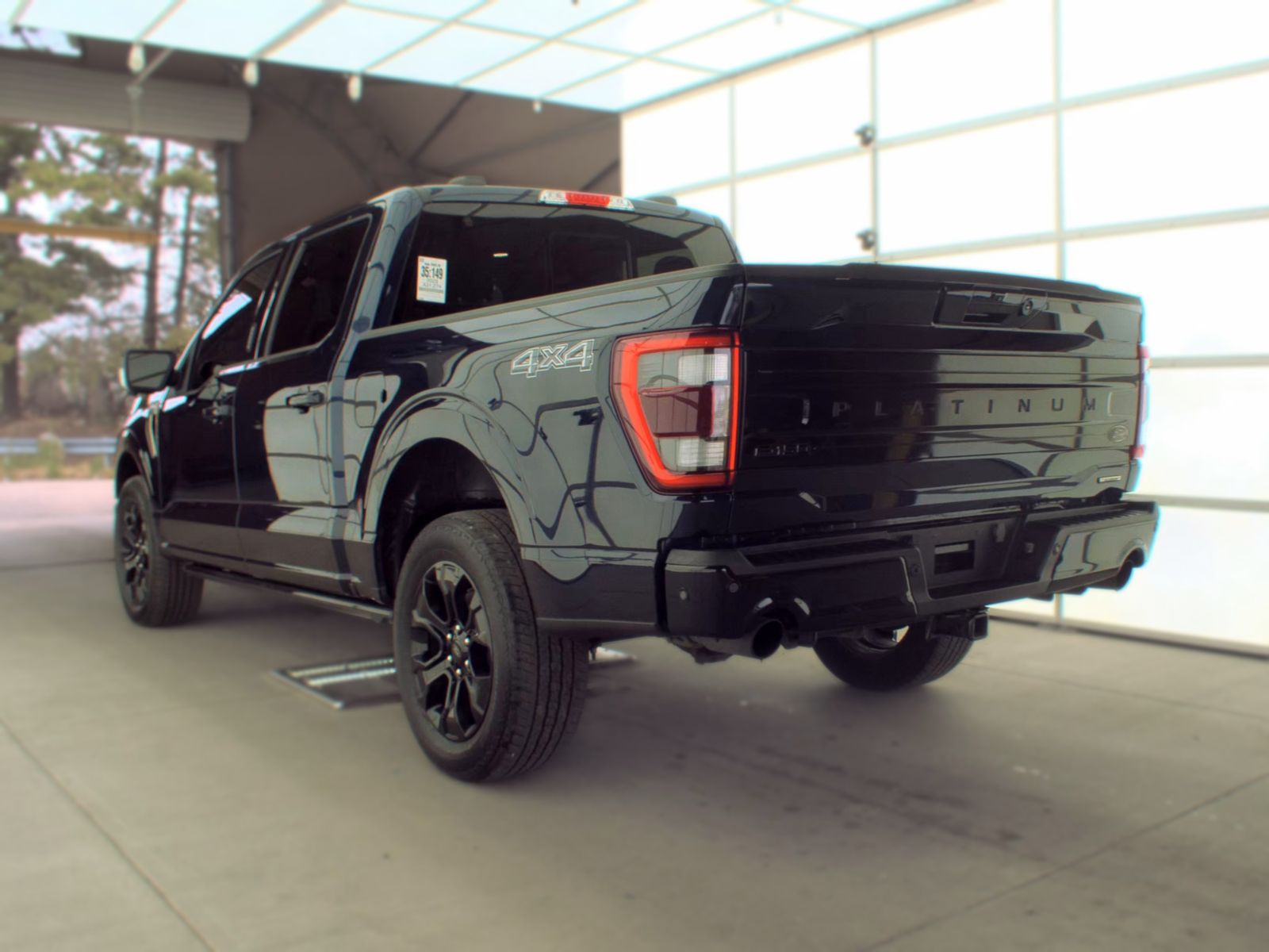 2023 Ford F-150 Platinum AWD