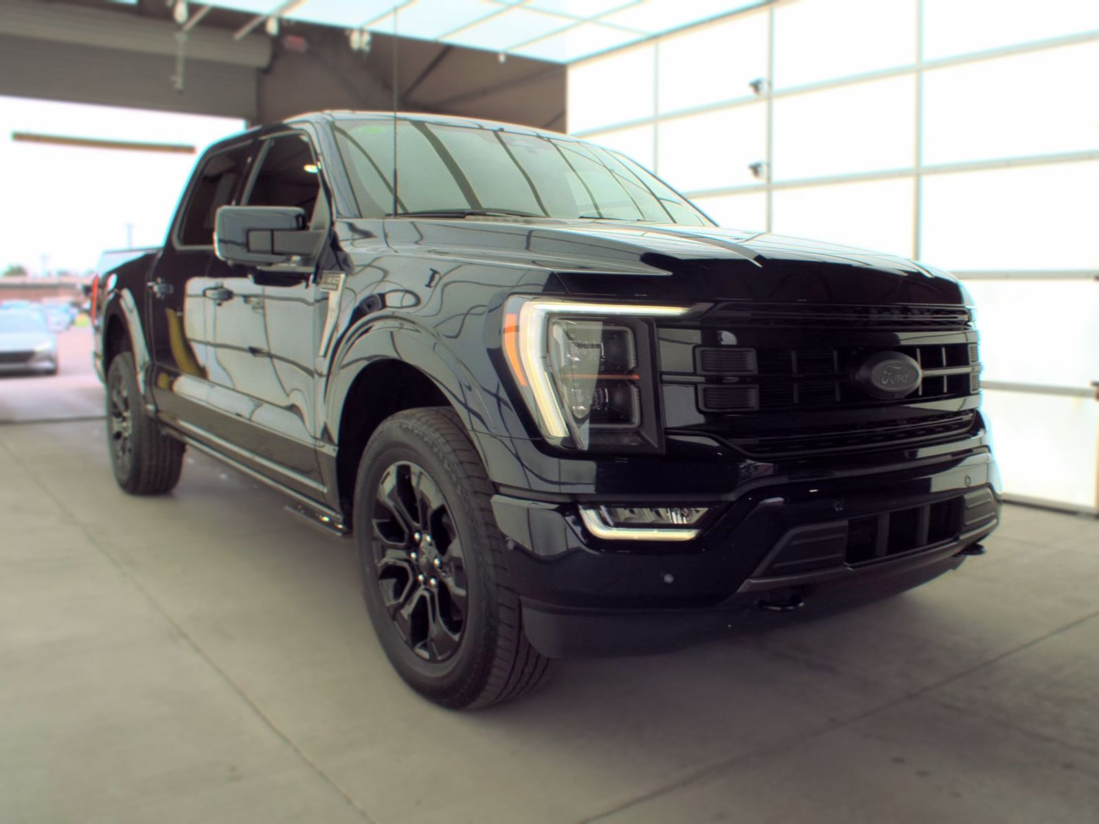 2023 Ford F-150 Platinum AWD