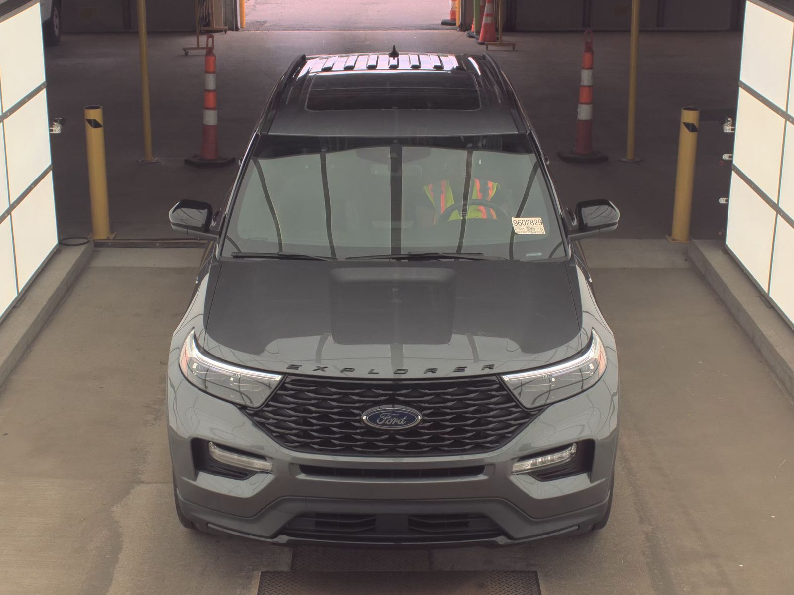 2024 Ford Explorer ST-Line AWD