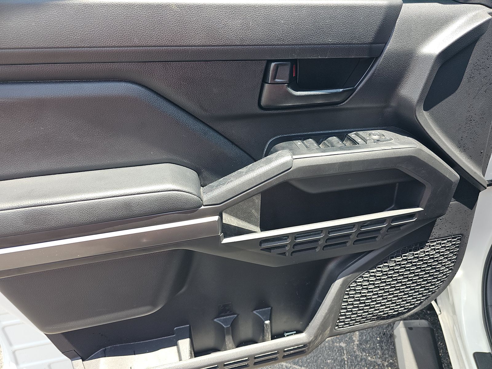 2026 Toyota Tacoma SR5 RWD