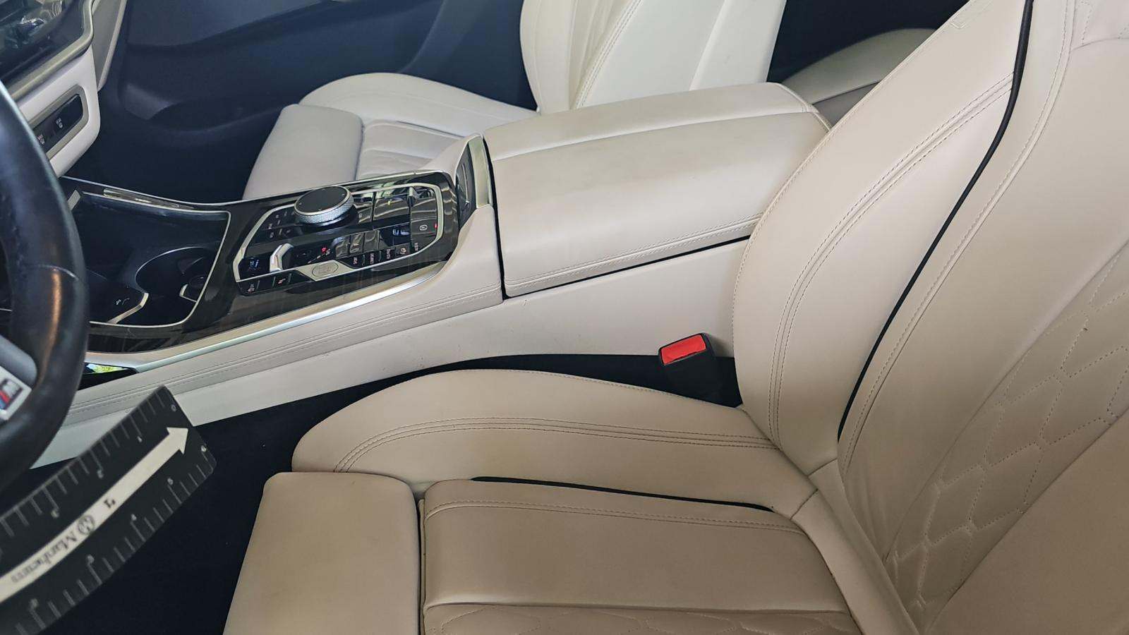2025 BMW X7 xDrive40i AWD