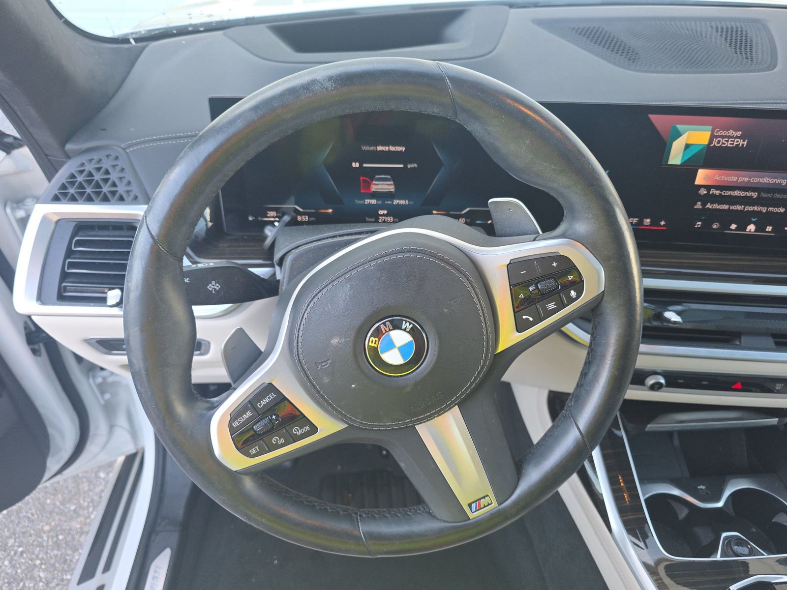 2025 BMW X7 xDrive40i AWD