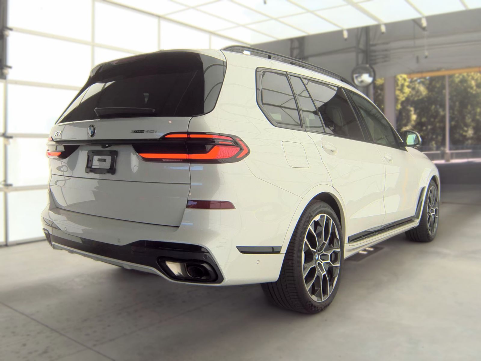 2025 BMW X7 xDrive40i AWD