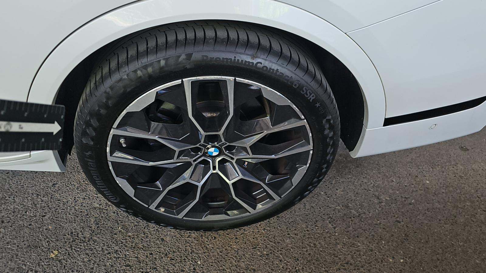 2025 BMW X7 xDrive40i AWD
