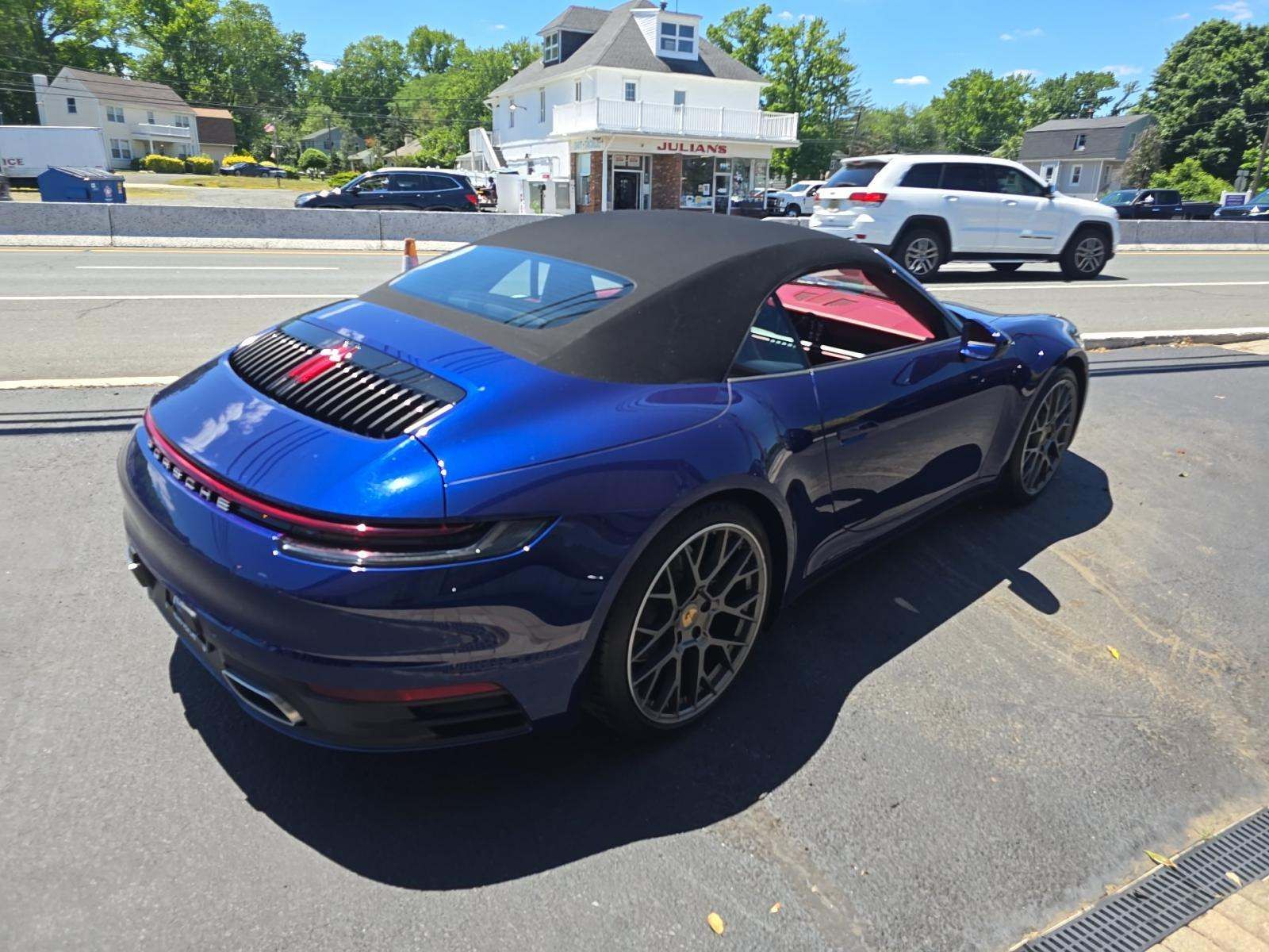 2021 Porsche 911 Carrera RWD