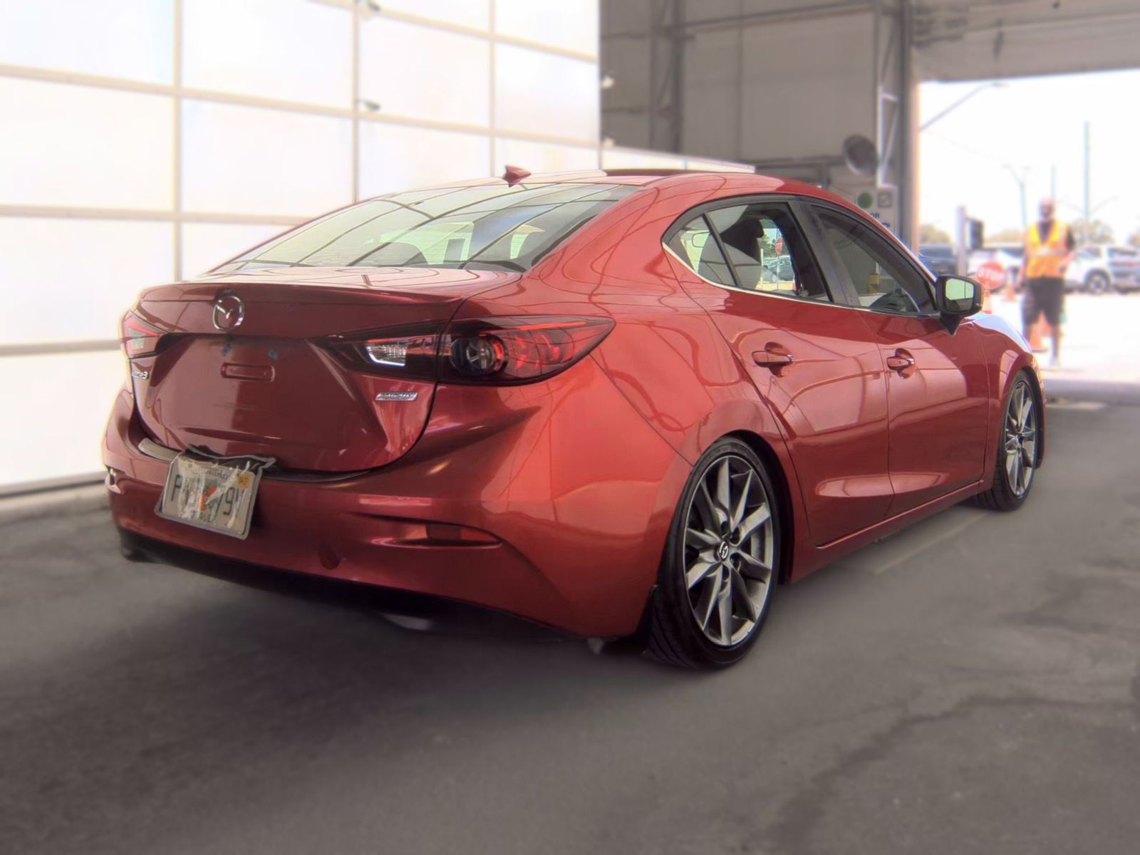 2018 MAZDA MAZDA3 Touring FWD
