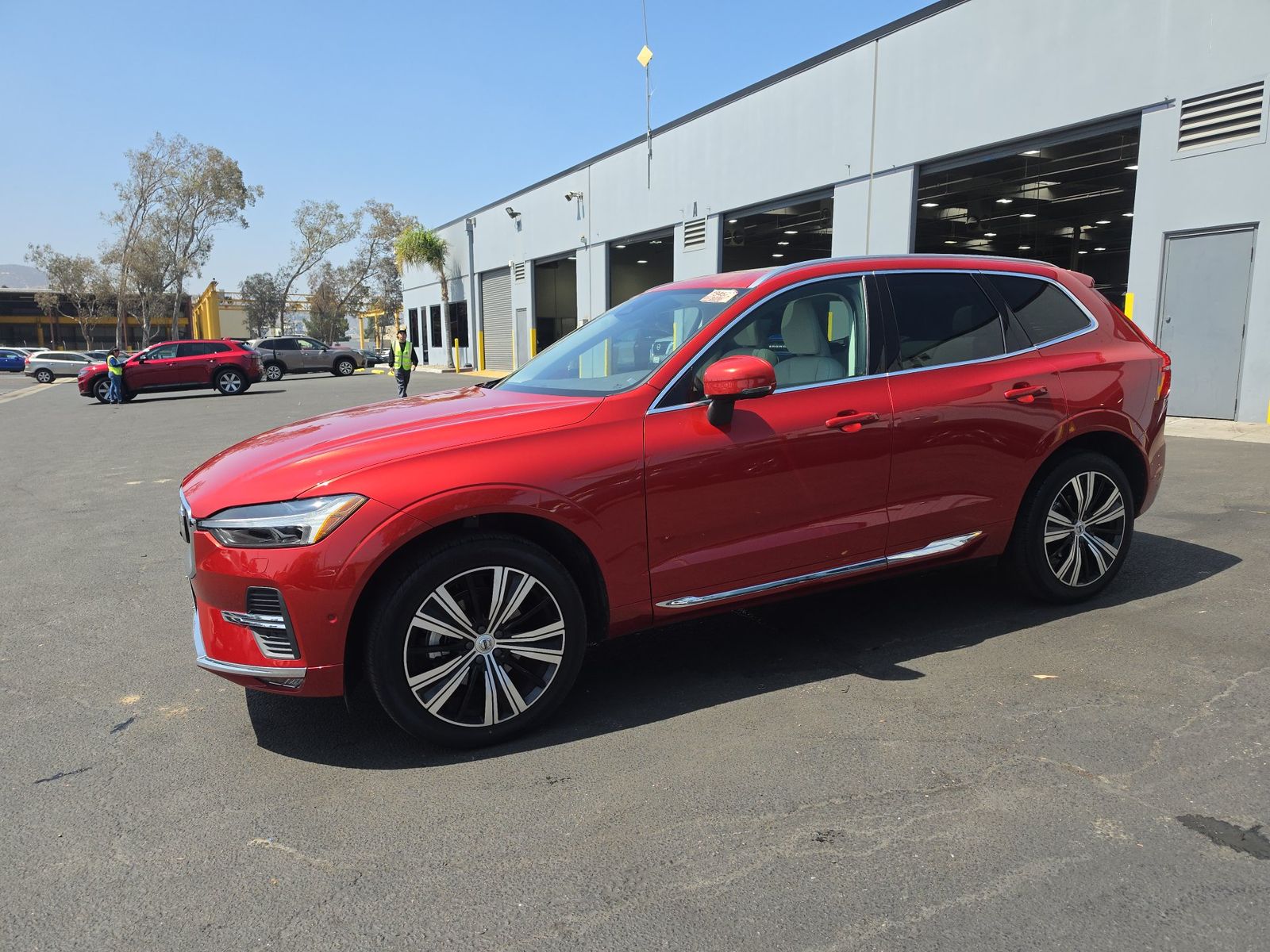 2023 Volvo XC60 B5 Plus AWD