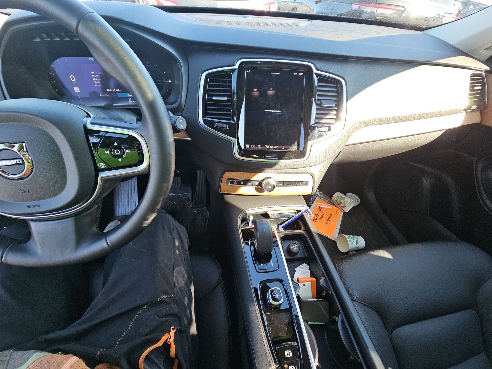 2025 Volvo XC90 Plug-In Hybrid T8 Plus AWD