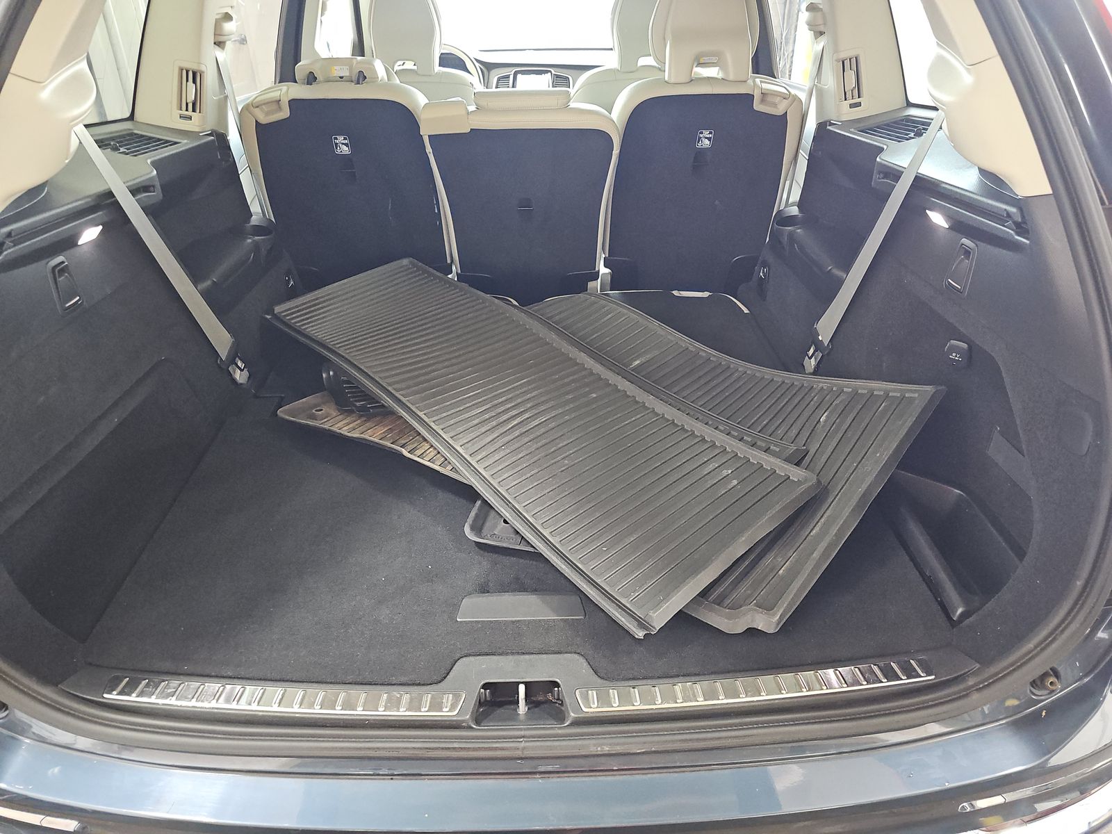 2024 Volvo XC90 Recharge T8 Plus AWD