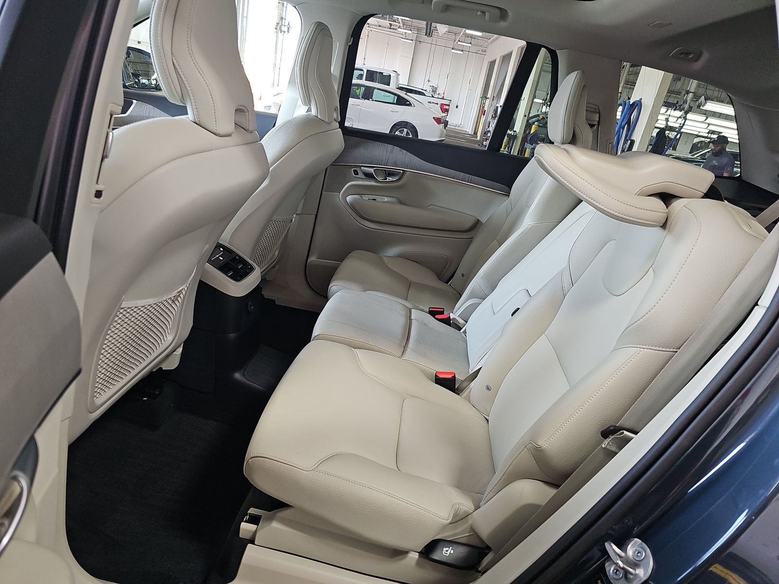 2024 Volvo XC90 Recharge T8 Plus AWD