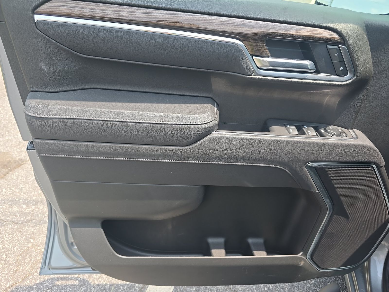 2025 Chevrolet Silverado 1500 RST AWD