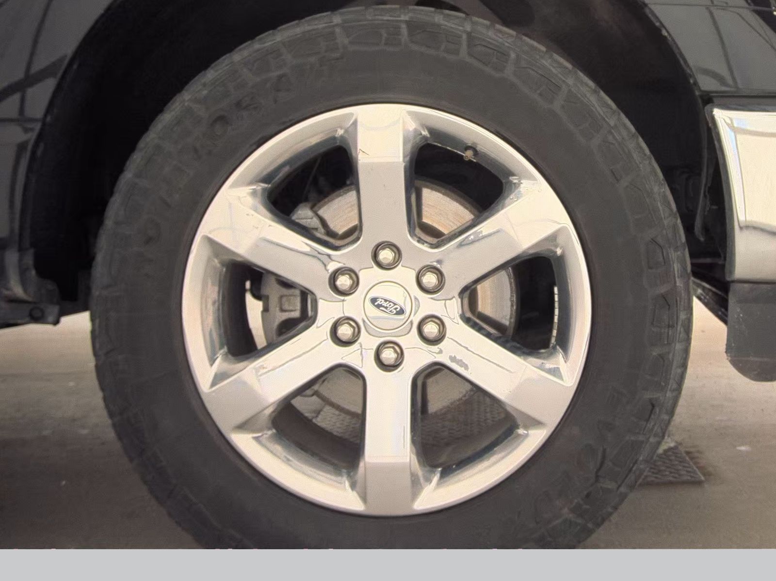 2023 Ford F-150 Lariat AWD
