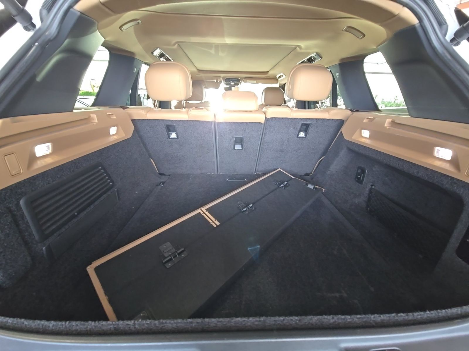 2024 Land Rover Range Rover SE AWD