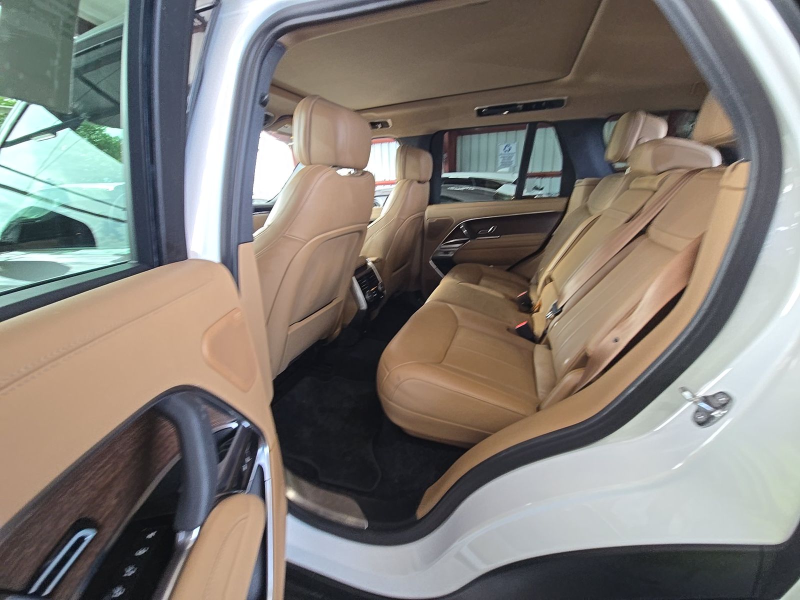 2024 Land Rover Range Rover SE AWD