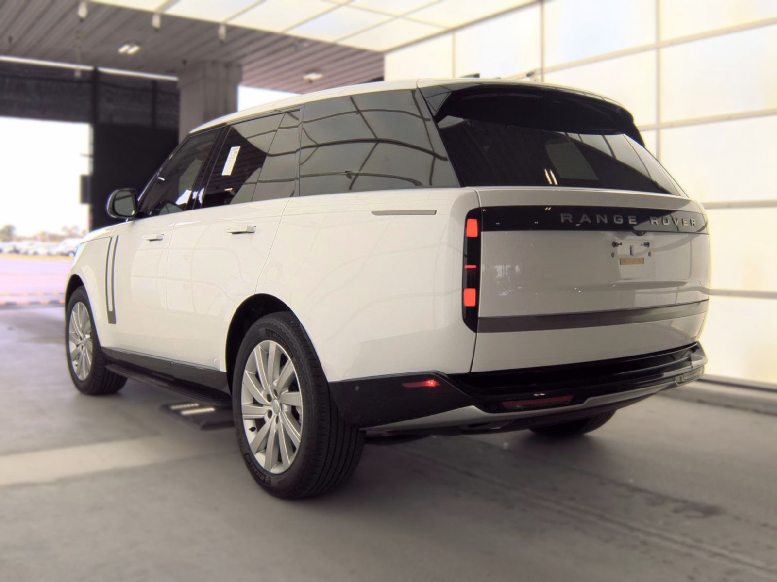 2024 Land Rover Range Rover SE AWD