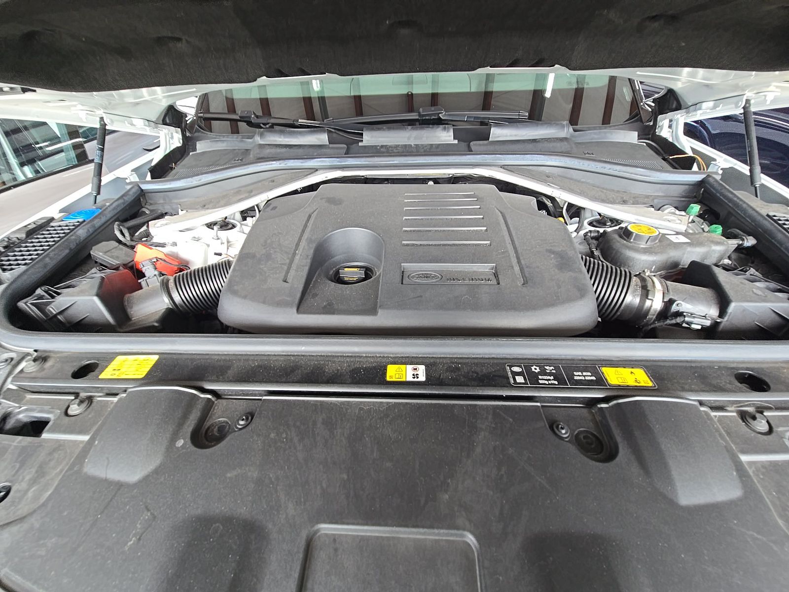 2024 Land Rover Range Rover SE AWD