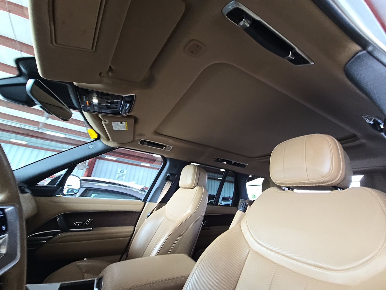 2024 Land Rover Range Rover SE AWD