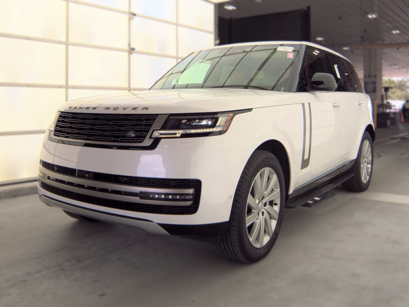 2024 Land Rover Range Rover SE AWD