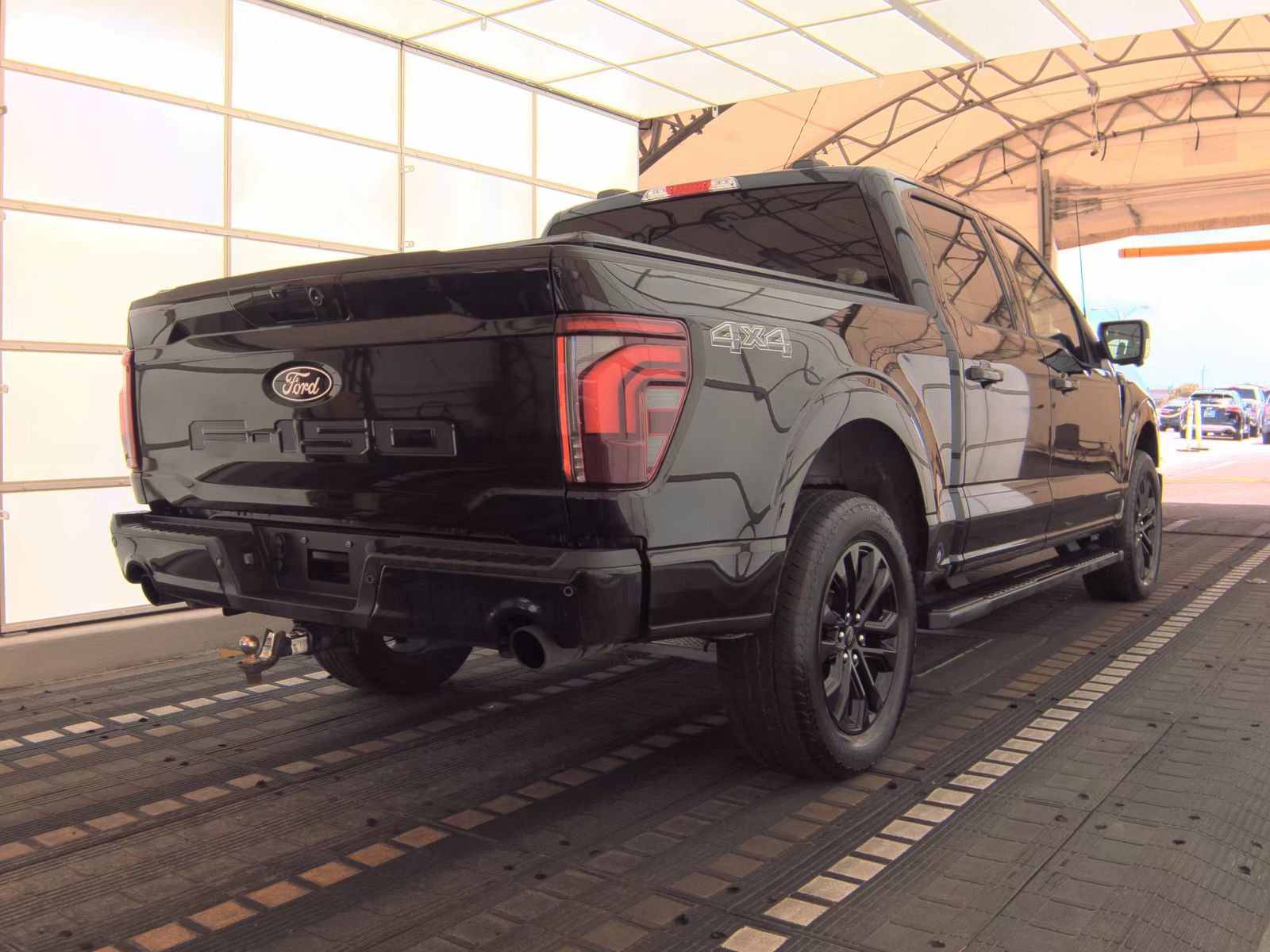 2024 Ford F-150 Hybrid Lariat AWD