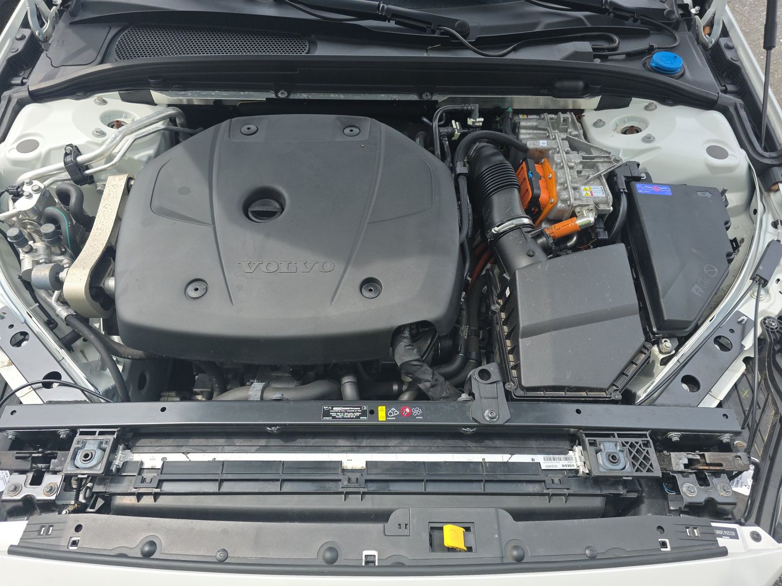 2023 Volvo S60 Recharge T8 Plus AWD