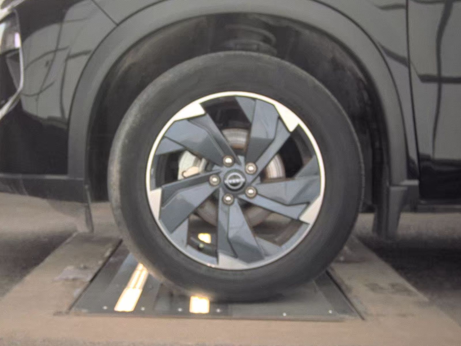 2025 Nissan Rogue SV FWD