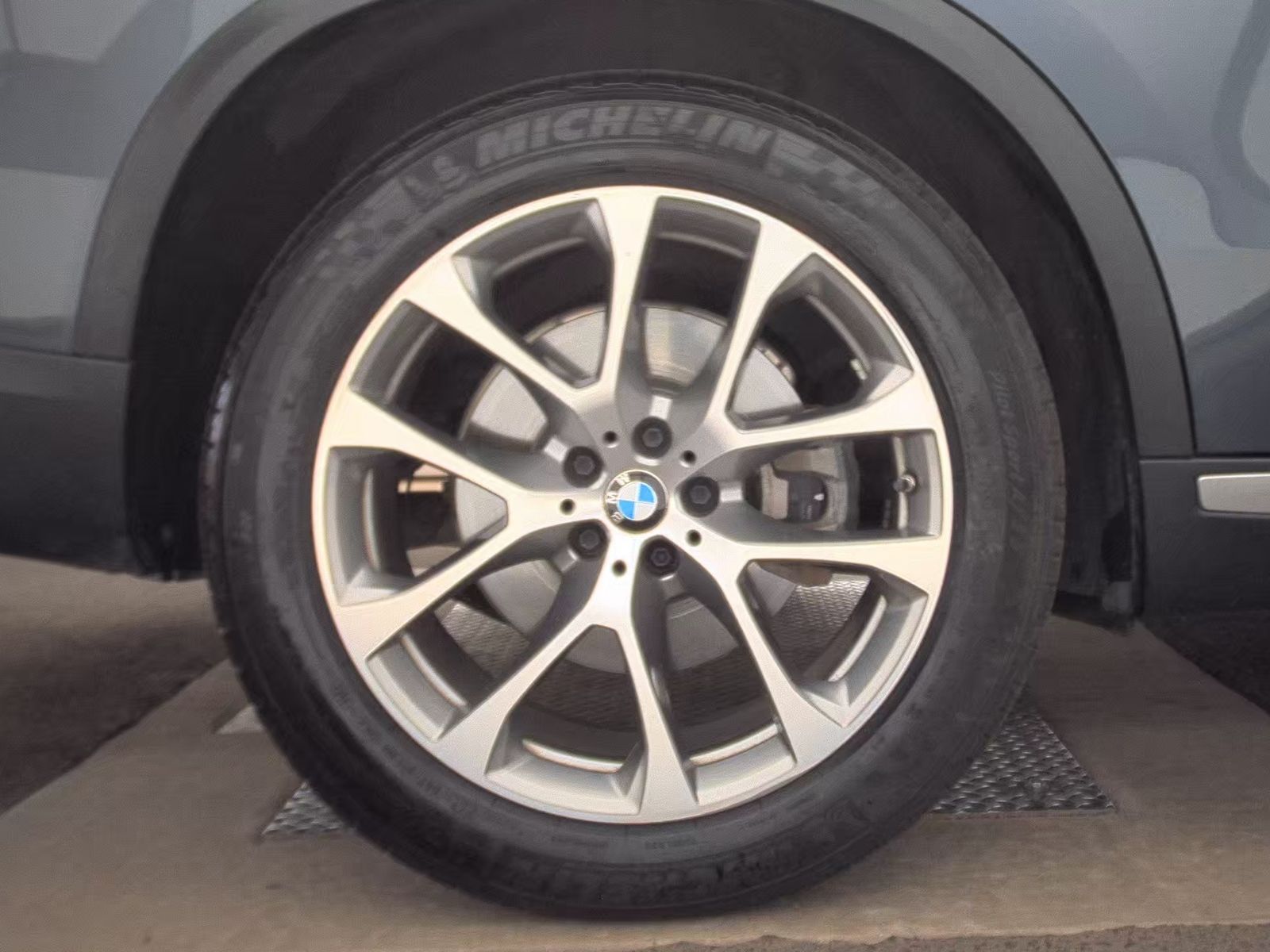 2019 BMW X5 xDrive40i AWD