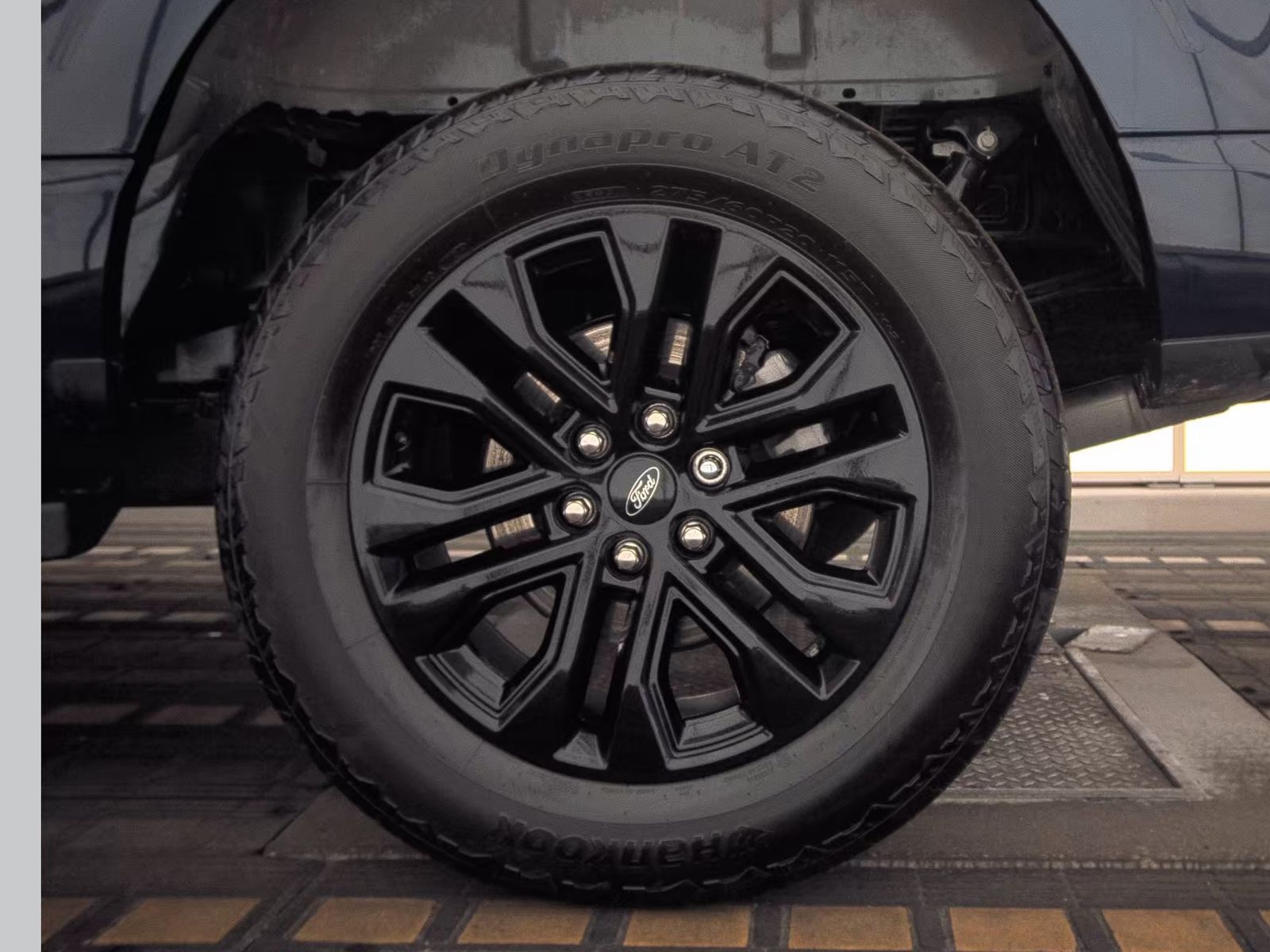2024 Ford F-150 Hybrid Lariat AWD