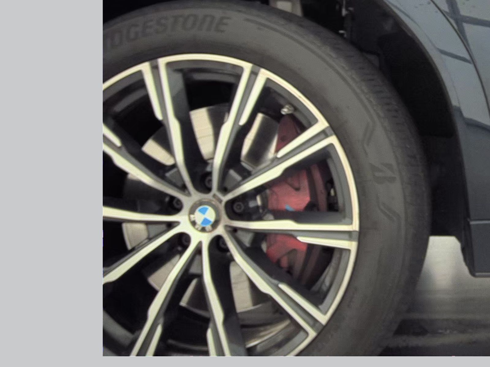 2024 BMW X6 xDrive40i AWD