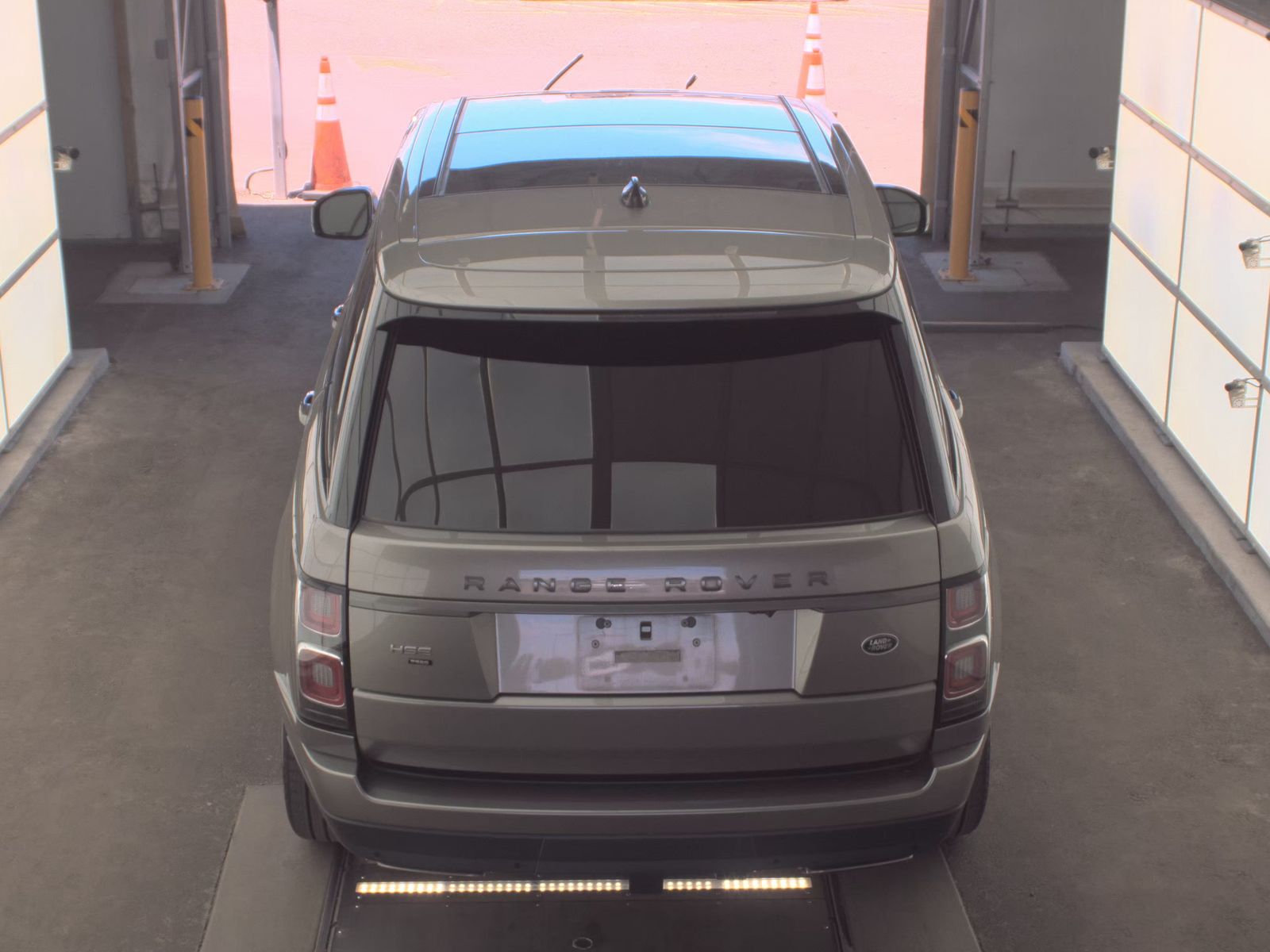 2022 Land Rover Range Rover P525 Westminster AWD