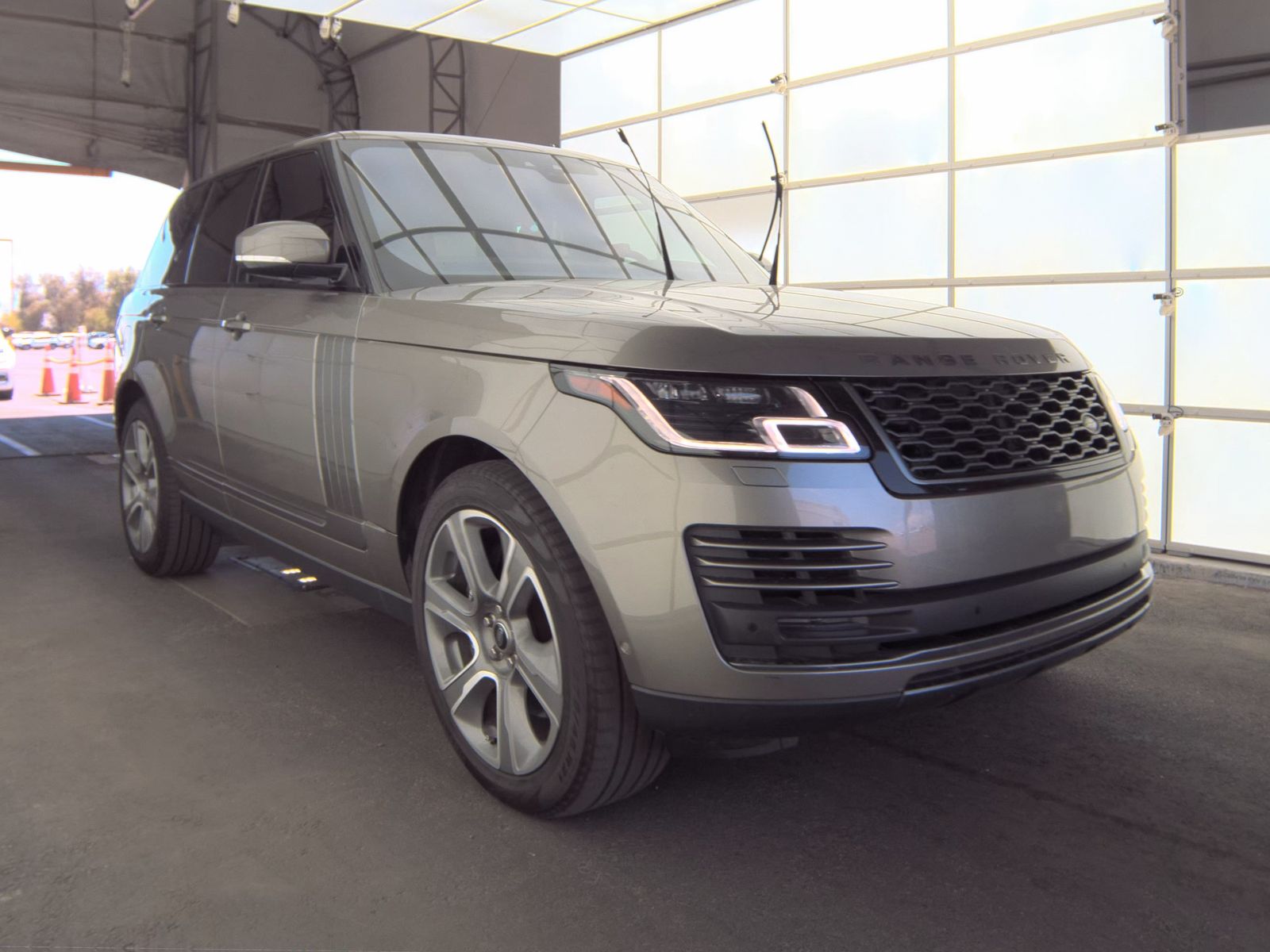2022 Land Rover Range Rover P525 Westminster AWD