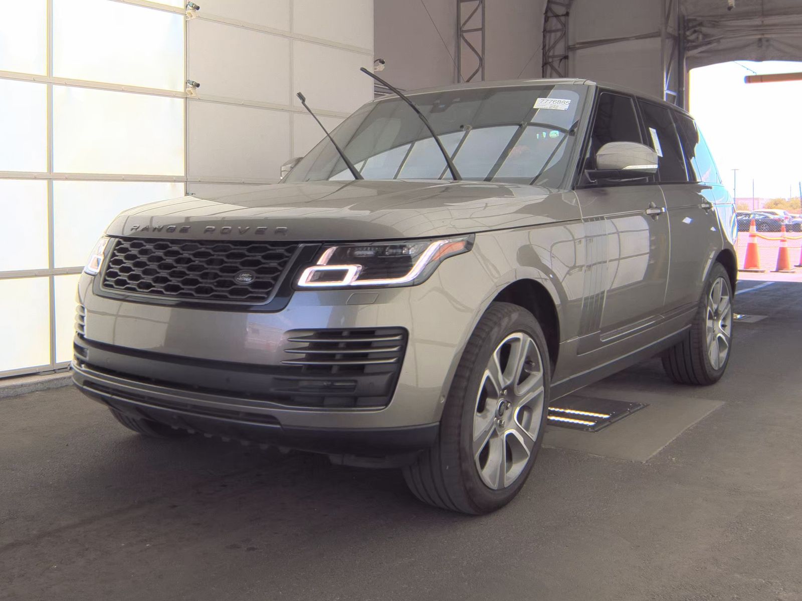 2022 Land Rover Range Rover P525 Westminster AWD