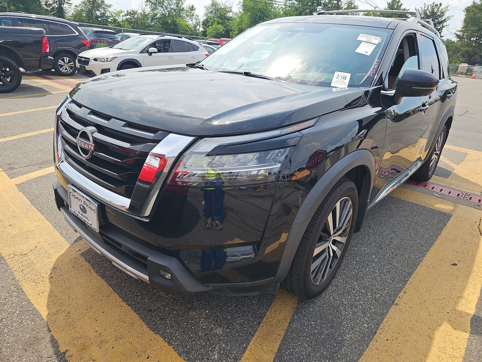 2022 Nissan Pathfinder Platinum AWD