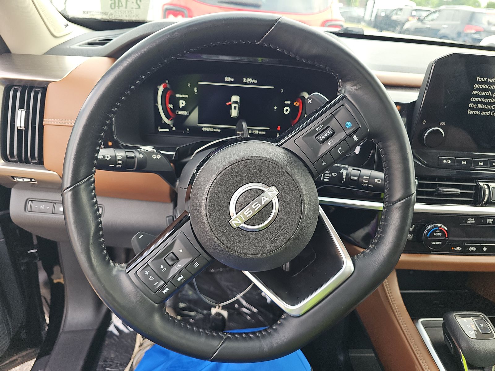 2022 Nissan Pathfinder Platinum AWD