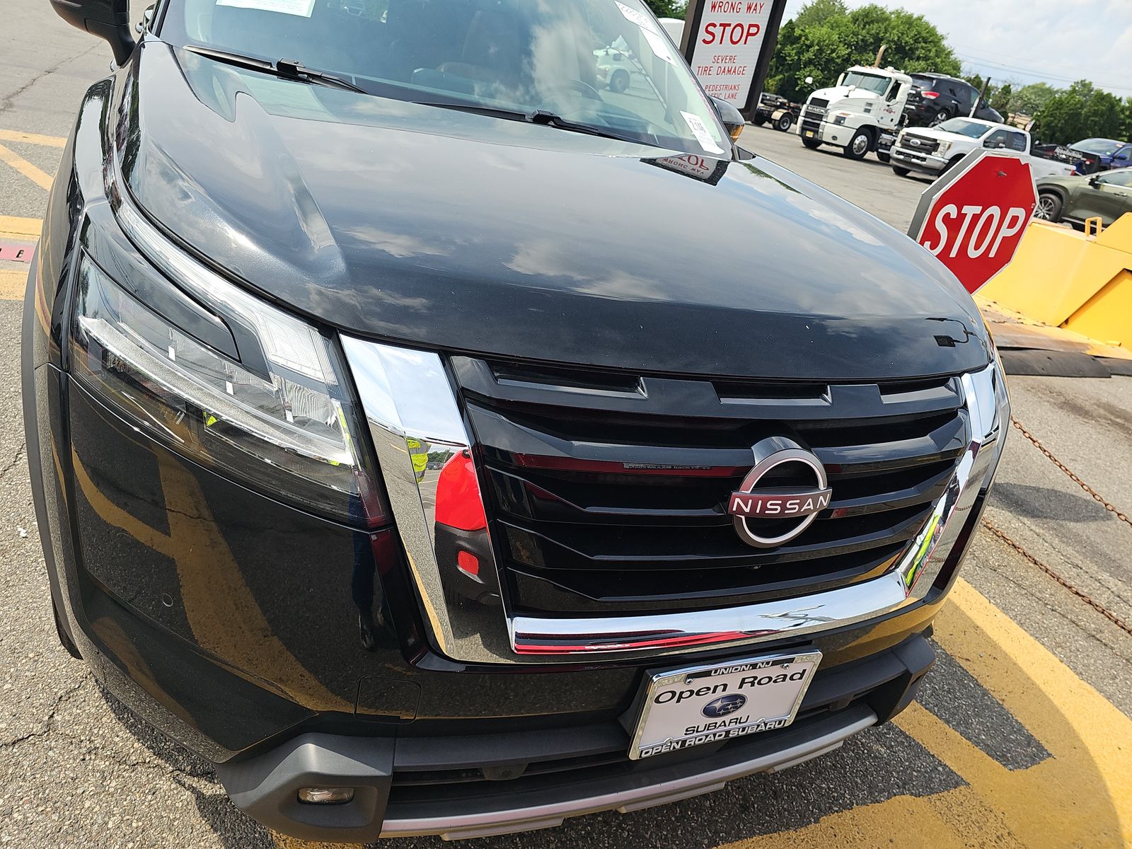 2022 Nissan Pathfinder Platinum AWD
