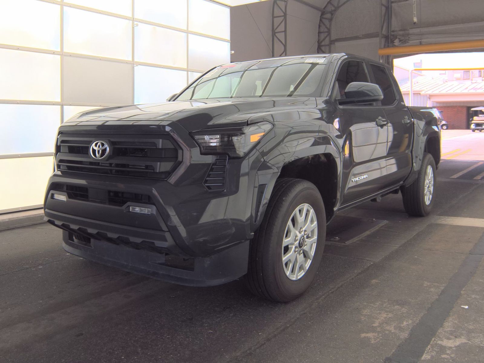2026 Toyota Tacoma SR5 AWD