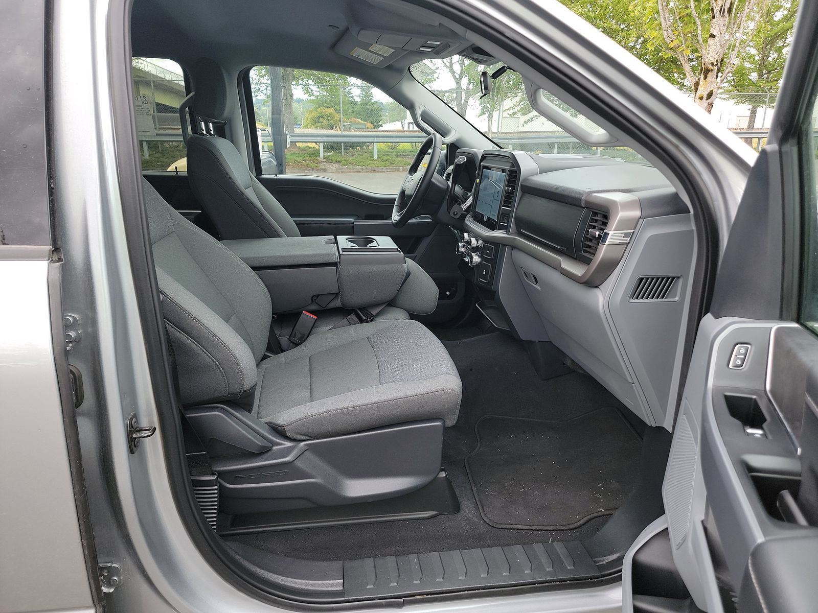 2025 Ford F-150 XLT AWD