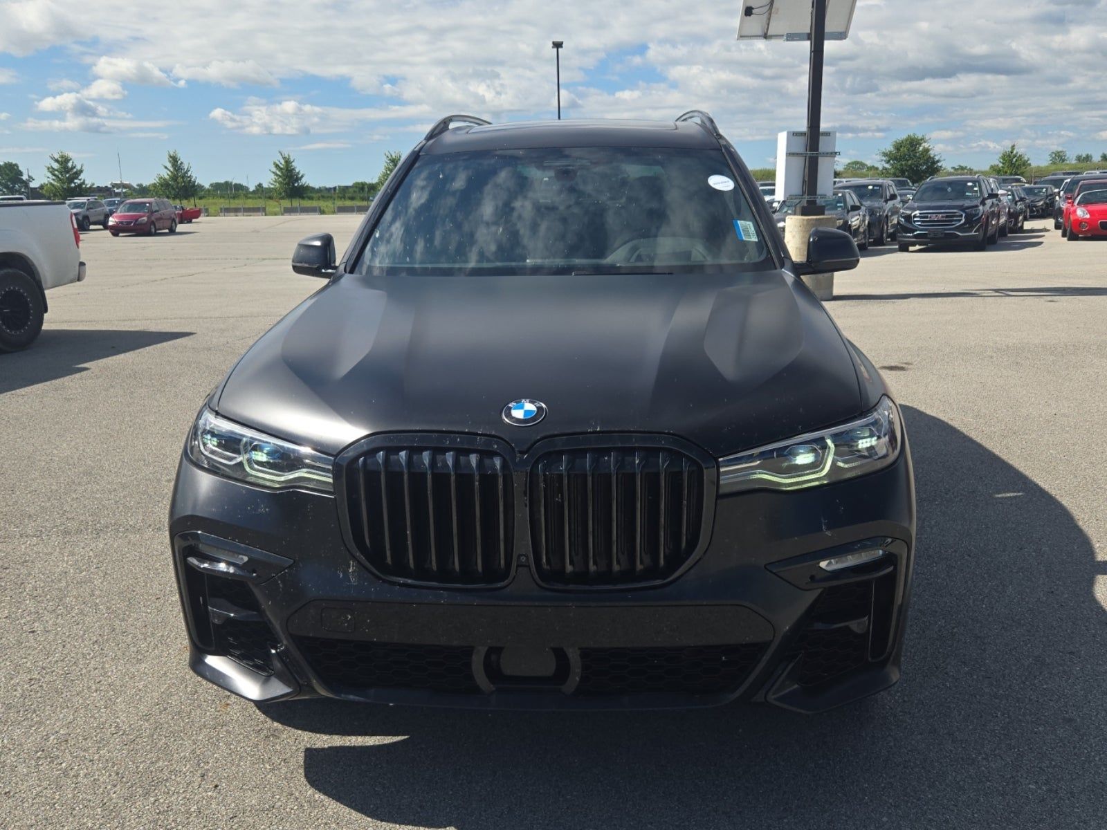 2021 BMW X7 M50i AWD