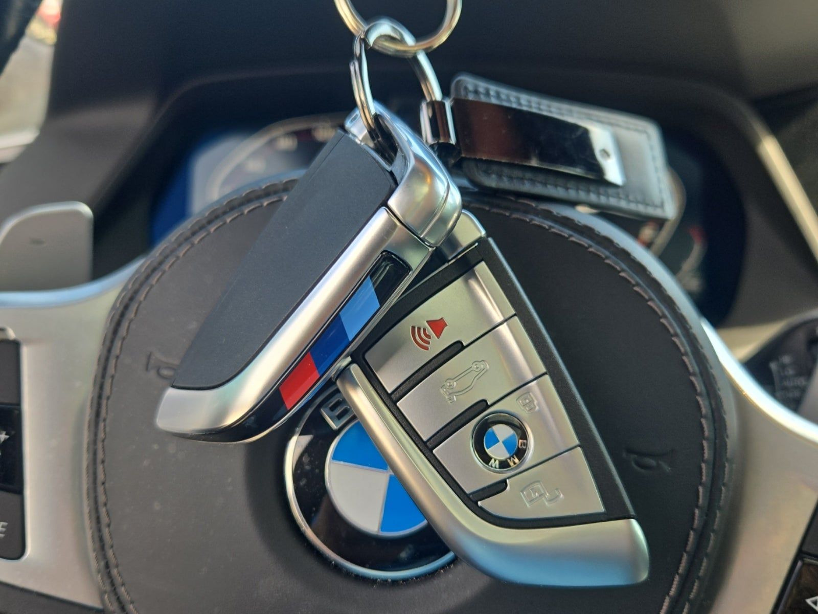 2021 BMW X7 M50i AWD