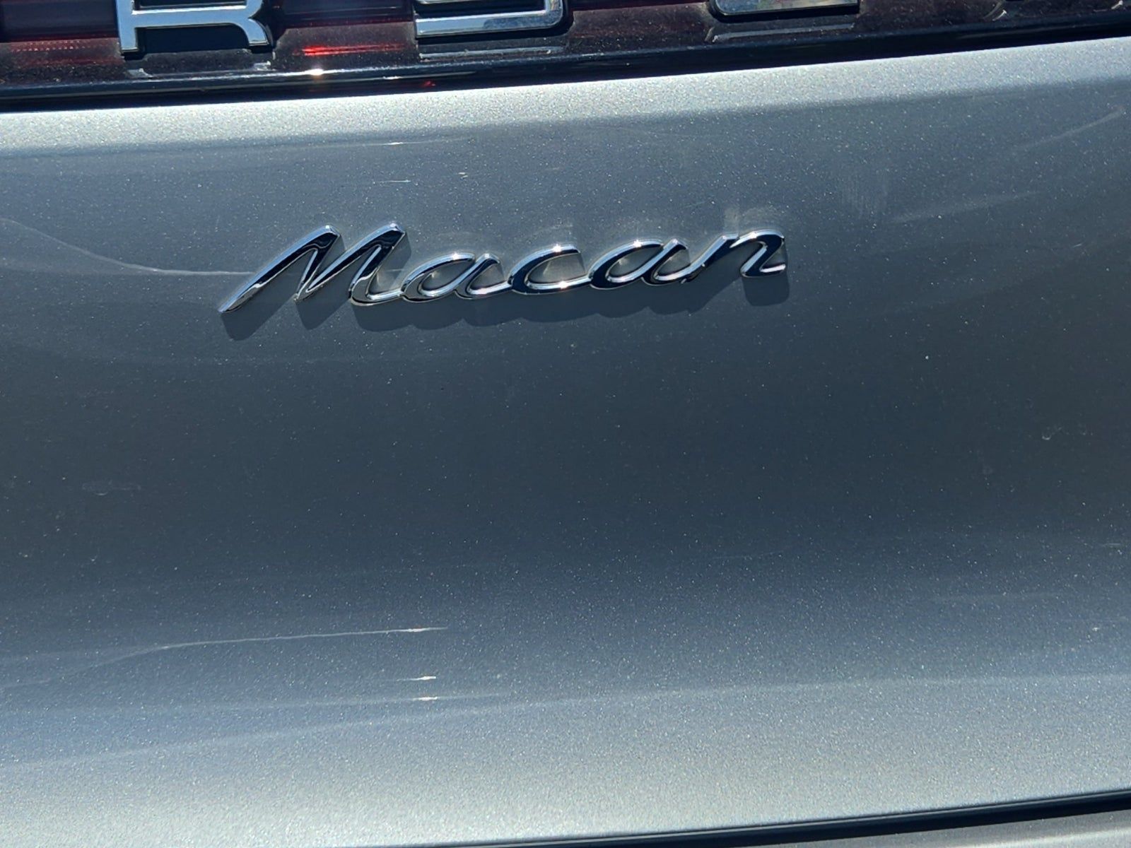2022 Porsche Macan Base AWD
