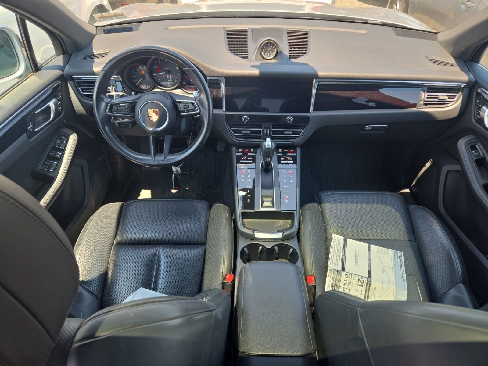 2022 Porsche Macan Base AWD