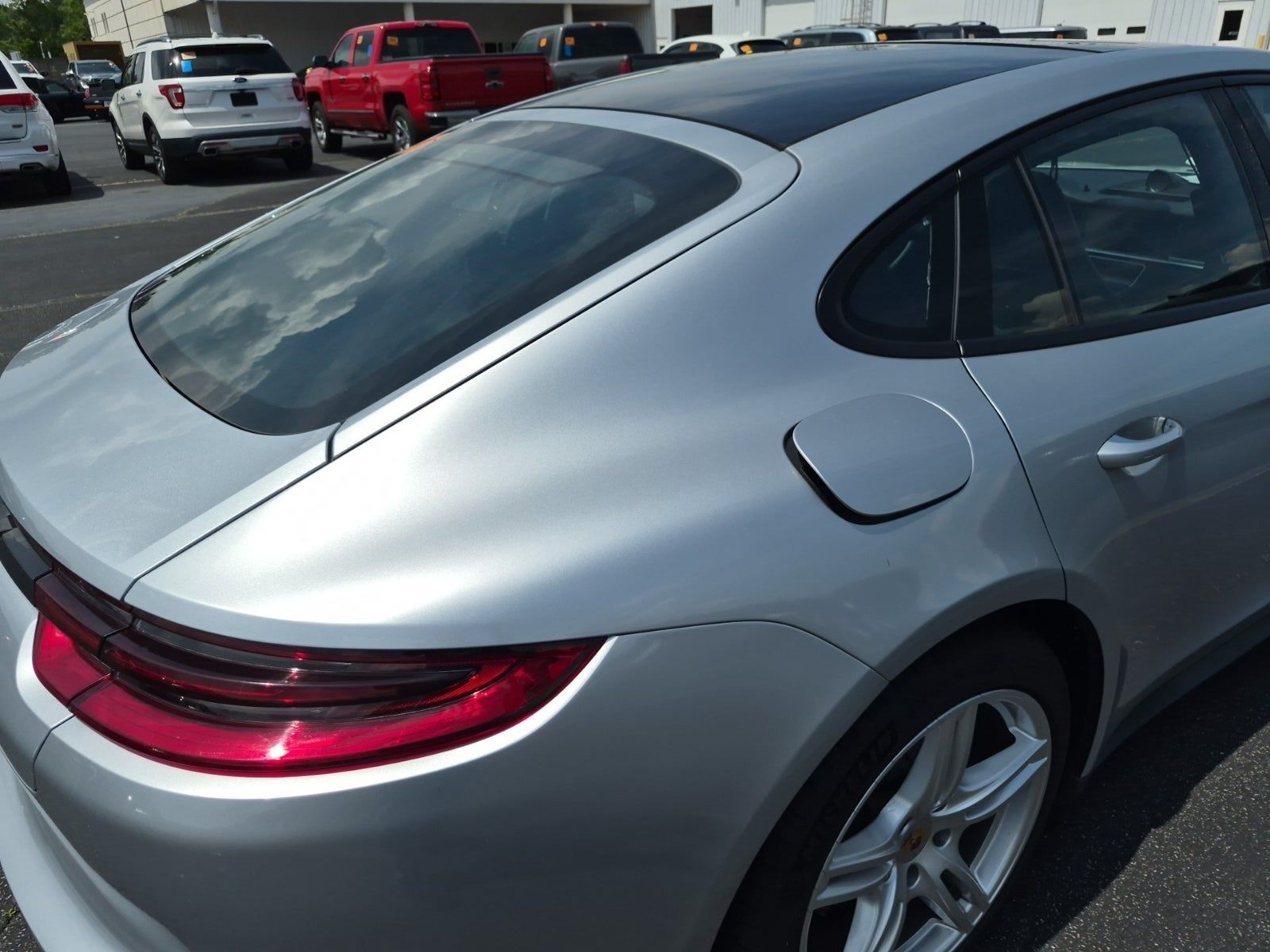 2018 Porsche Panamera Base RWD