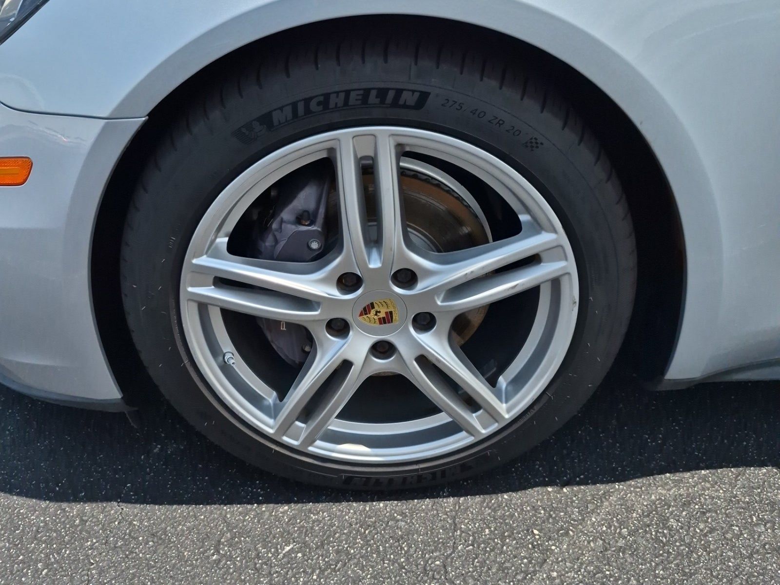 2018 Porsche Panamera Base RWD